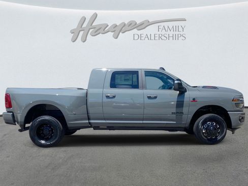 New 2026 RAM 3500 Laramie AWD/4WD image 3
