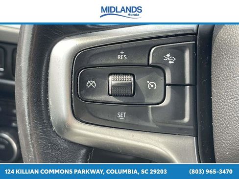 Used 2021 Chevrolet Suburban LT w/ Rear Media and Nav Package AWD/4WD image 25