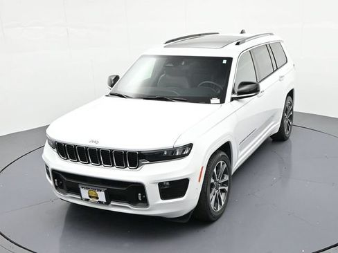 Used 2023 Jeep Grand Cherokee L Overland AWD/4WD image 19