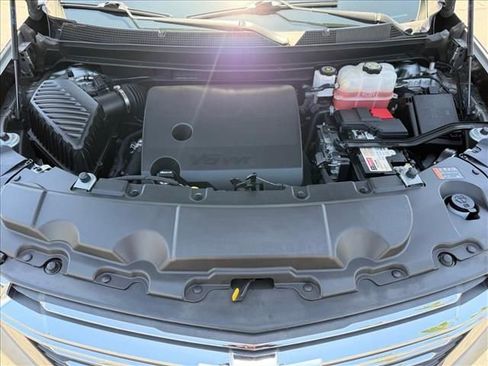 Certified 2023 Chevrolet Traverse LT FWD image 24
