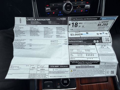 Used 2024 Lincoln Navigator Reserve AWD/4WD image 20