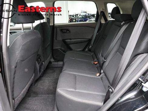 Used 2023 Nissan Rogue S AWD/4WD image 21