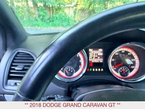 Used 2018 Dodge Grand Caravan GT FWD image 12