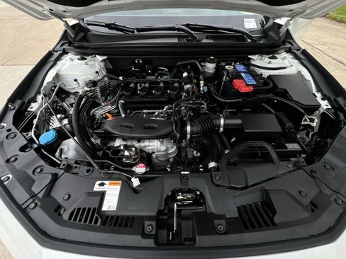 Used 2025 Honda Accord SE image 36