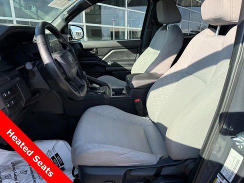 Used 2025 Toyota Tacoma SR5 AWD/4WD image 16