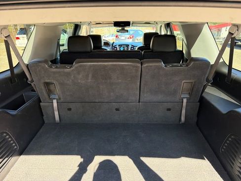 Used 2020 Chevrolet Suburban LS AWD/4WD image 37