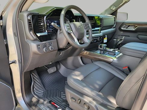 New 2025 Chevrolet Silverado 1500 LT Trail Boss w/ Convenience Package II AWD/4WD image 8