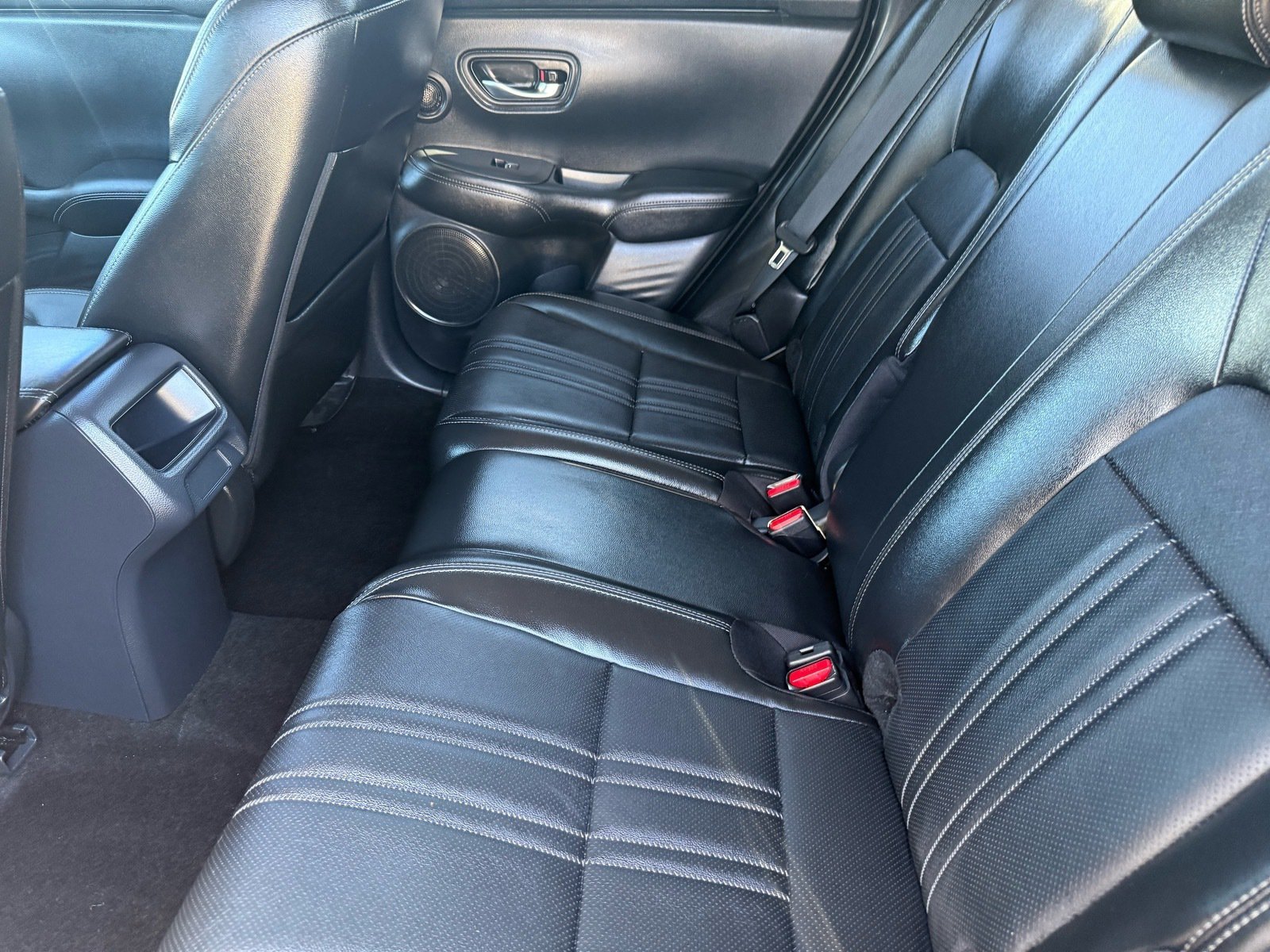 Used 2025 Honda HR-V EX-L image 27