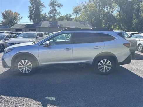 Used 2021 Subaru Outback Premium image 25