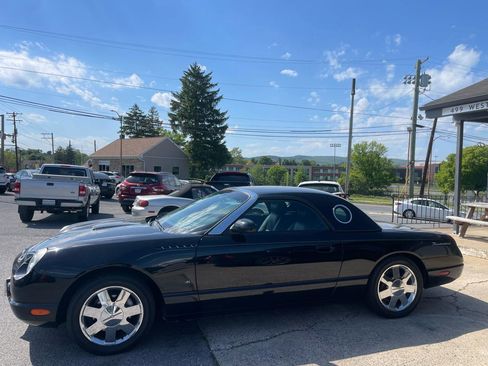 Used 2003 Ford Thunderbird RWD image 9