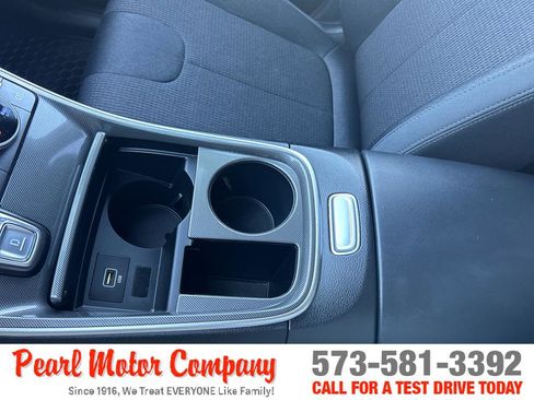 Used 2021 Hyundai Santa Fe SE w/ Cargo Package AWD/4WD image 19
