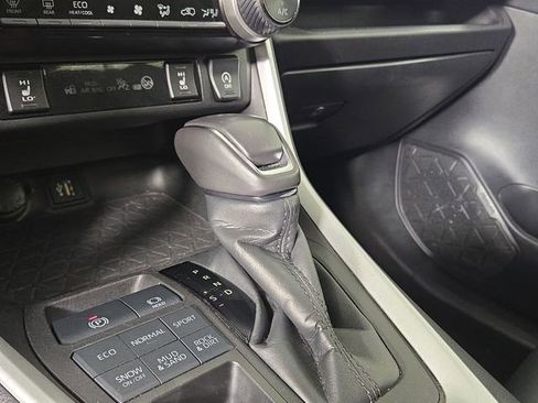 Used 2023 Toyota RAV4 XLE Premium image 20