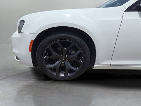 Used 2021 Chrysler 300 S image 16