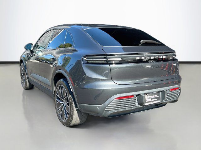 Certified 2025 Porsche Macan 4 Electric AWD/4WD image 3