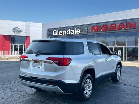 Used 2018 GMC Acadia SLE FWD image 4