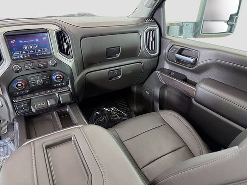 Used 2022 Chevrolet Silverado 3500 LTZ w/ LTZ Plus Package AWD/4WD image 32