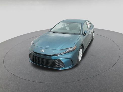 New 2026 Toyota Camry LE image 16