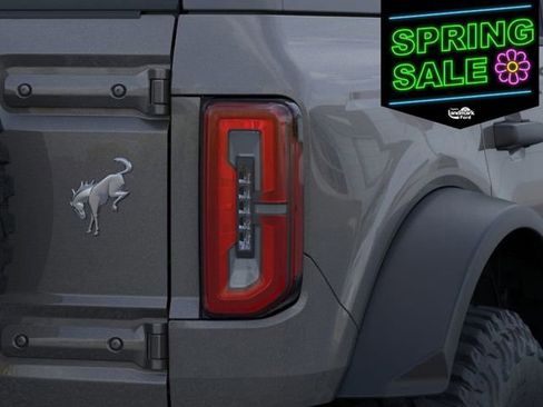 New 2025 Ford Bronco Badlands image 24