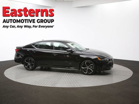 Used 2023 Nissan Altima 2.5 SR w/ SR Premium Package AWD/4WD image 47