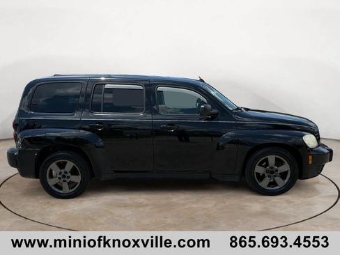 Used 2010 Chevrolet HHR LS FWD image 2