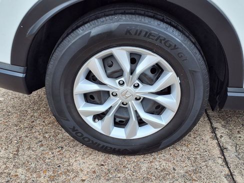 Used 2025 Honda CR-V LX image 29