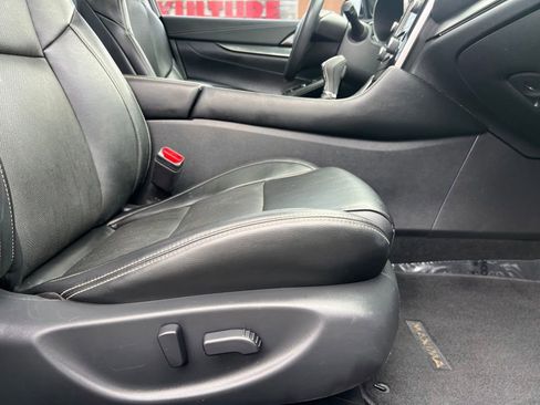Used 2019 Nissan Maxima 3.5 SL w/ Floor Mat Group FWD image 32
