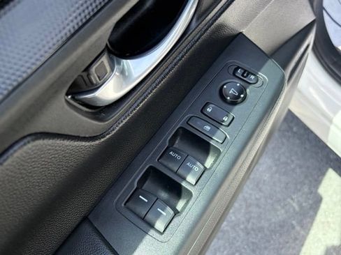 Used 2024 Honda CR-V EX image 13