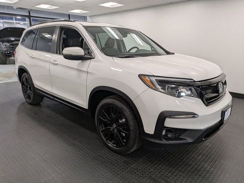 Certified 2022 Honda Pilot Special Edition image 3