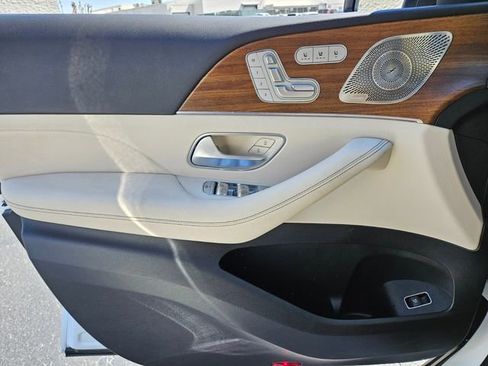 Used 2024 Mercedes-Benz GLE 350 4MATIC image 30