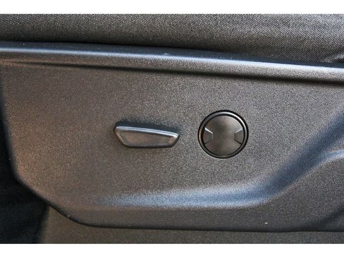 Used 2024 Ford F250 XLT image 24