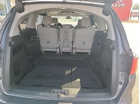 Used 2023 Honda Odyssey Touring image 10