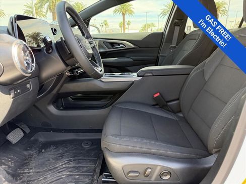 New 2026 Chevrolet Equinox EV LT w/ Comfort Package FWD image 5