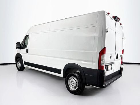 Used 2025 RAM ProMaster 2500 w/ Convenience Group FWD image 7