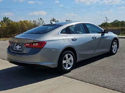Used 2024 Chevrolet Malibu LT image 8