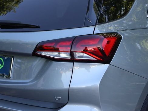 Certified 2024 Chevrolet Equinox LT FWD image 7