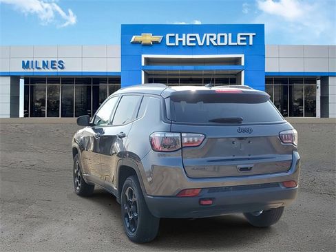 Used 2023 Jeep Compass Trailhawk image 3