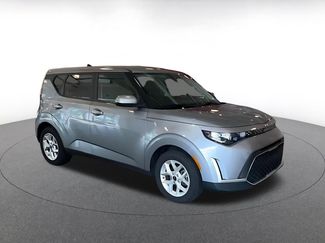 Used 2025 Kia Soul LX w/ LX Technology Package FWD video 2
