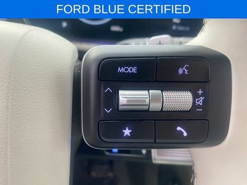 Used 2025 Hyundai Santa Fe Calligraphy AWD/4WD image 14