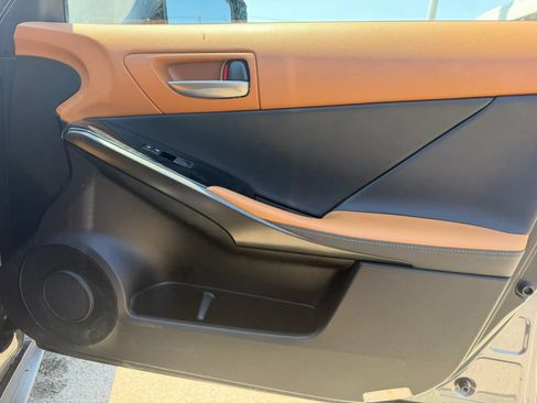 Used 2022 Lexus IS 300 RWD image 15