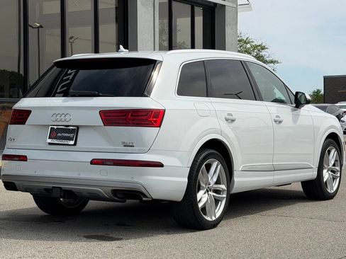 Used 2017 Audi Q7 3.0T Prestige AWD/4WD image 12
