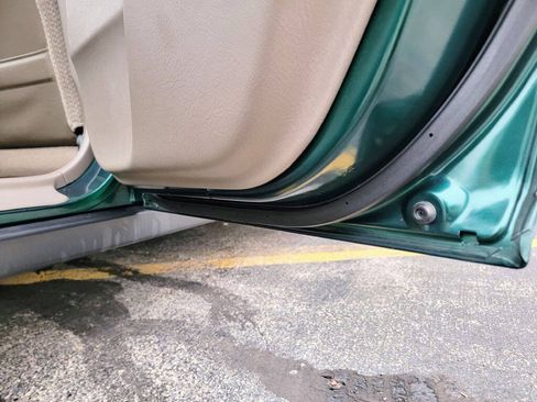 Used 2000 Honda Civic LX image 38