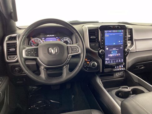 Used 2023 RAM 1500 Big Horn AWD/4WD image 40