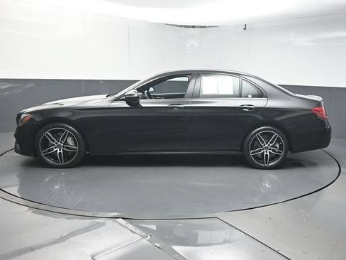 Used 2019 Mercedes-Benz E 450 4MATIC Sedan image 5
