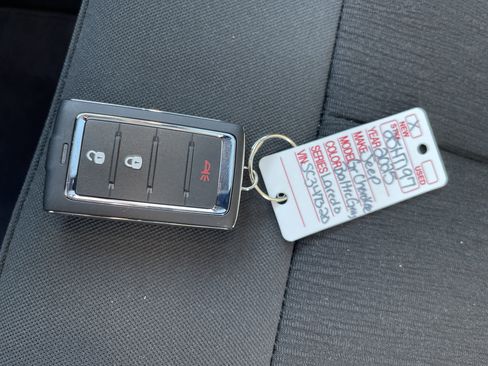 New 2025 Jeep Grand Cherokee Laredo X image 27