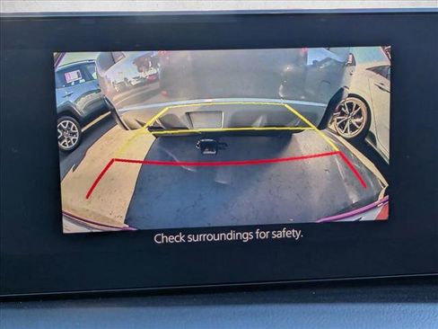 Used 2020 MAZDA MAZDA3 Hatchback w/ Preferred Package image 14