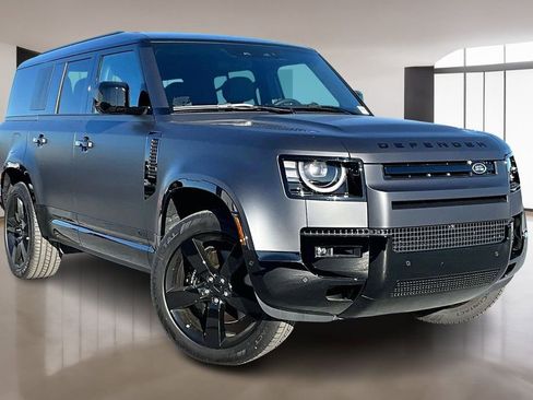 New 2026 Land Rover Defender 130 V8 image 2