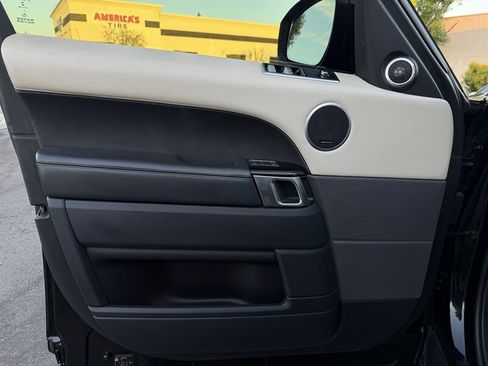 Used 2019 Land Rover Range Rover Sport Autobiography image 27