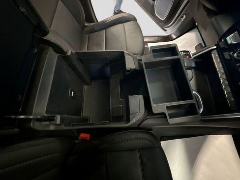 Used 2023 GMC Sierra 1500 Denali w/ Technology Package image 33