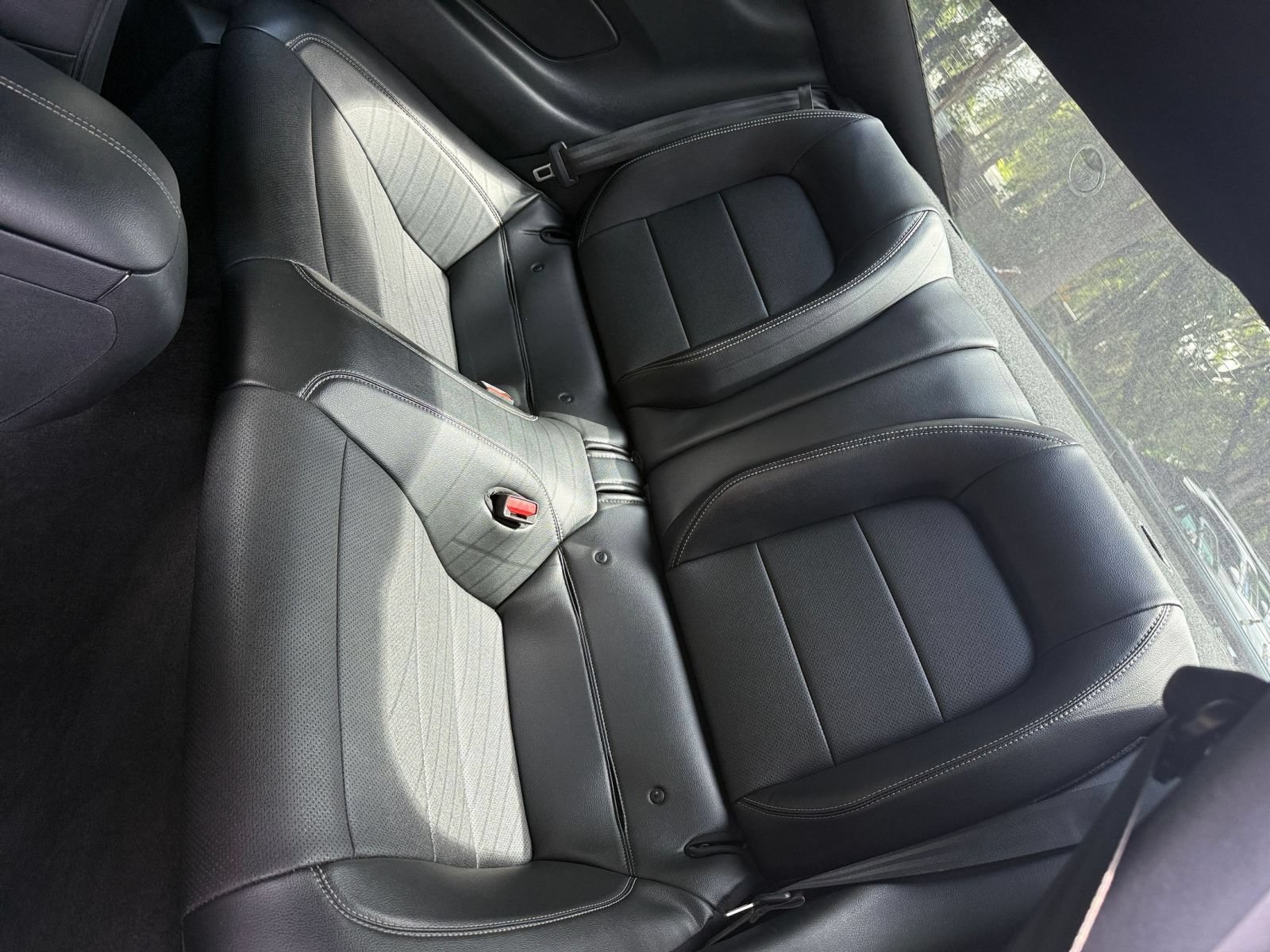 Used 2022 Ford Mustang GT Premium w/ GT Performance Package RWD image 21