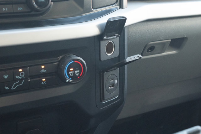 Used 2023 Ford F150 4x4 SuperCrew image 24